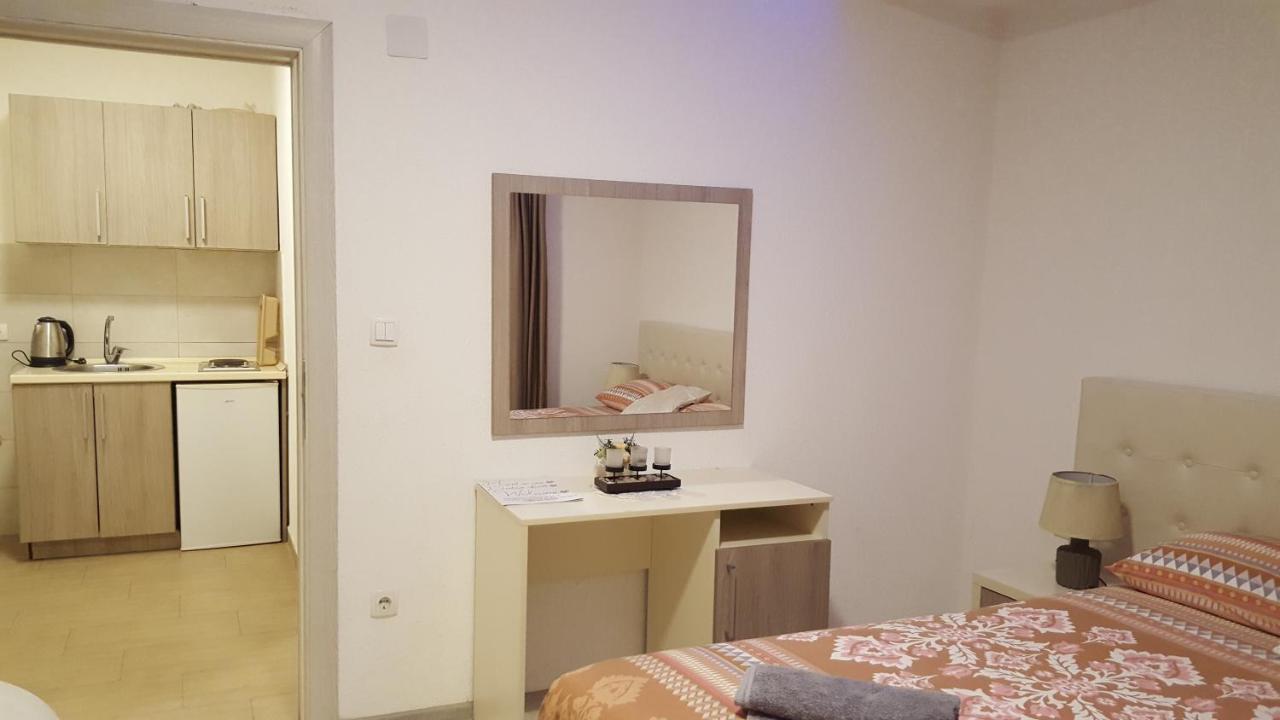 Apartments Ardoni Ulcinj Extérieur photo