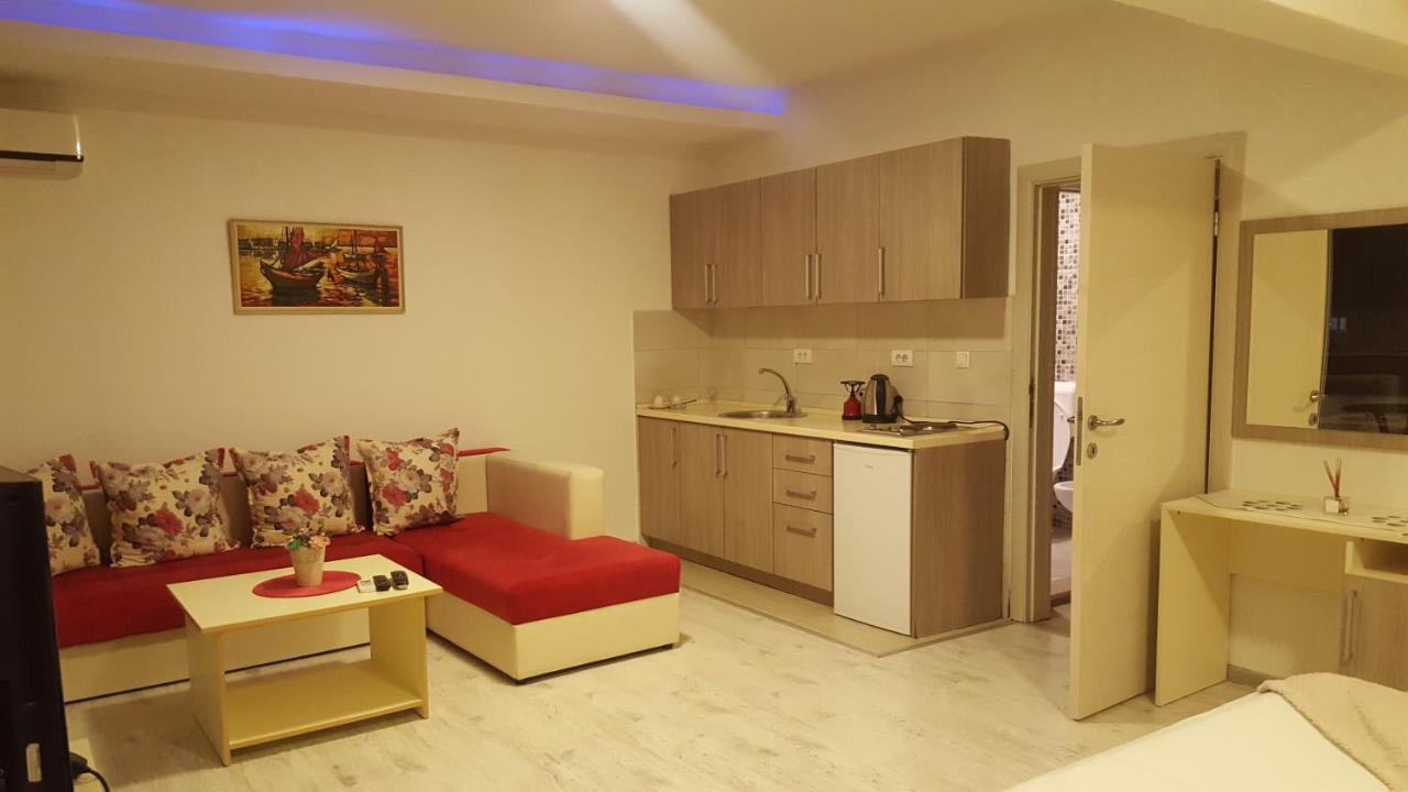 Apartments Ardoni Ulcinj Extérieur photo