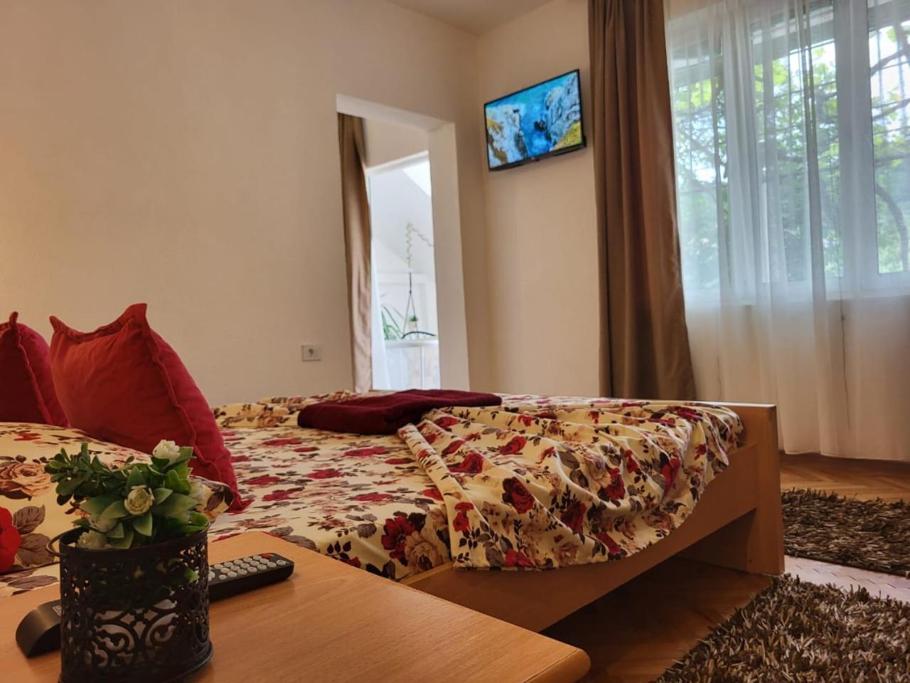 Apartments Ardoni Ulcinj Extérieur photo