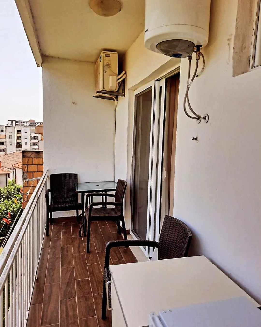 Apartments Ardoni Ulcinj Extérieur photo